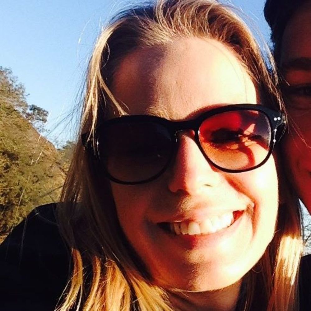 Meet your Posher, Cynthia